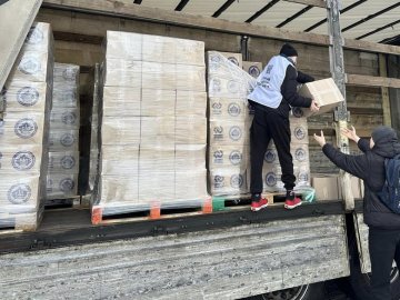 До Луцька привезли понад 13 тонн гуманітарної допомоги. ВІДЕО