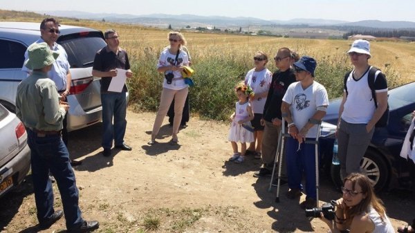 Фото з сторінки Роща Небесной Сотни / Sky Hundred Grove в Facebook