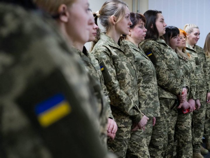 Жінок-медиків штрафуватимуть на 17-25 тисяч за порушення правил військового обліку
