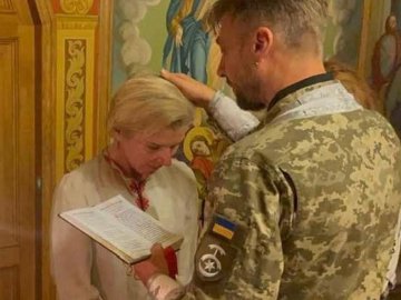 Звільнена з полону Тайра охрестилася в храмі ПЦУ