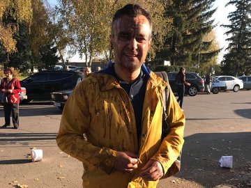 На Полтавщині облили нечистотами відомого журналіста