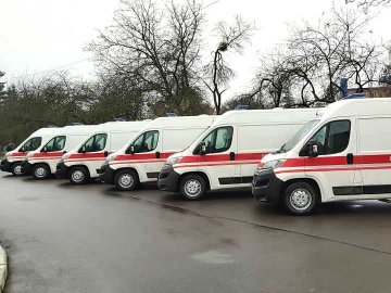 Для волинських «швидких» придбали шість нових автомобілів. ФОТО