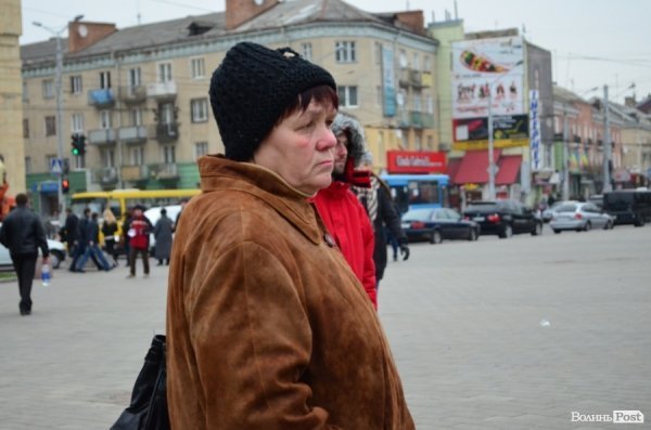 «НКВДисти-охоронці хліба» в Луцьку нагадують про голодомор. ФОТО 