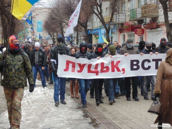 Майдан у Луцьку: Віче і хода на ДПЗ. ФОТО
