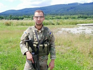 Народний Герой України з Волині збирає кошти на квадрокоптер для бійців