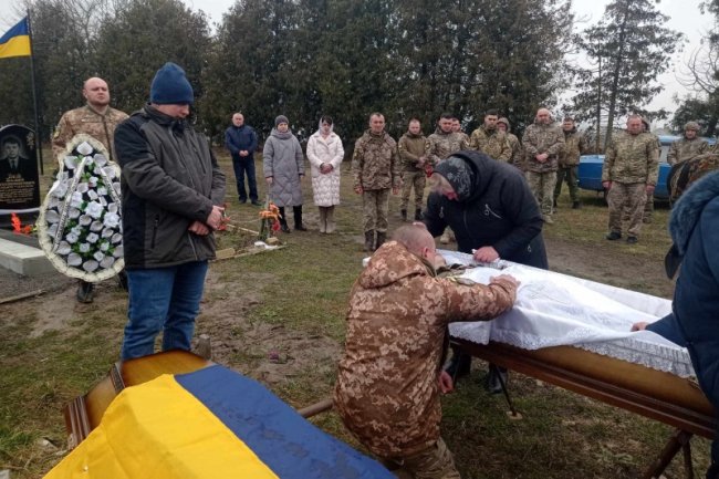На Волині попрощалися із воїном Юрієм Вишневським