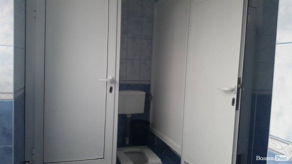 Чи вистачить мільйона на шкільні вбиральні Луцька. ФОТО^