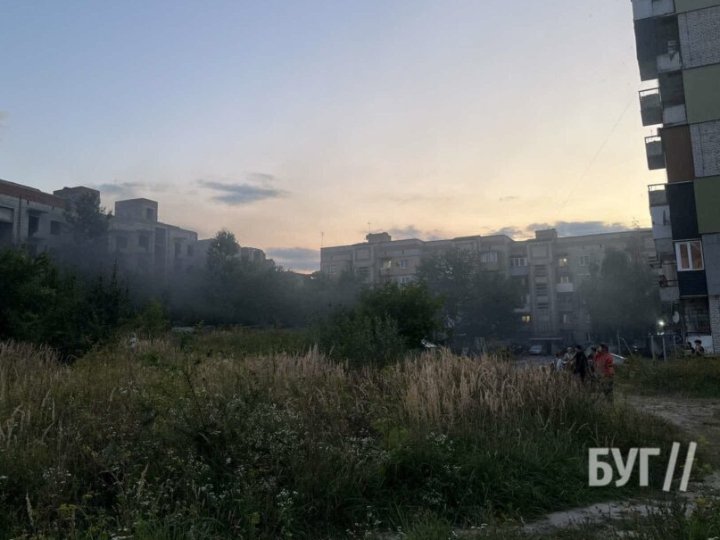 У Нововолинську сталася пожежа в недобудованому приміщенні. ФОТО