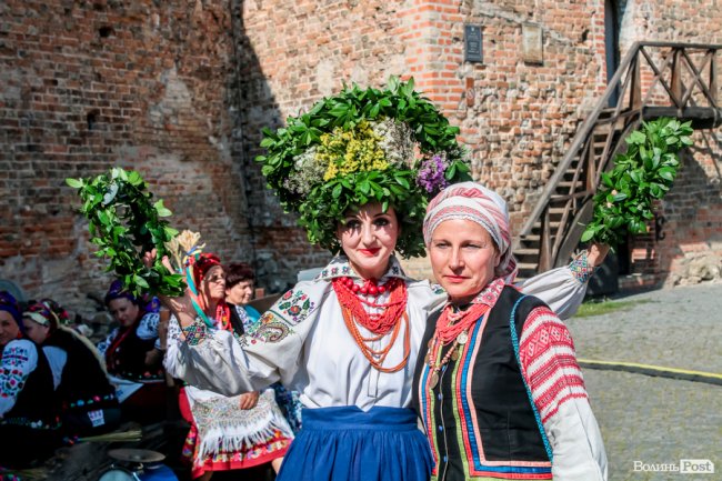Неймовірні вбрання та іноземні гості: фестиваль «Берегиня» у Луцькому замку. ФОТО