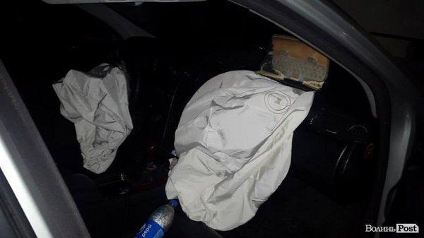 Аварія на Станіславського: "Мерседес" влетів в маршрутку. ФОТО