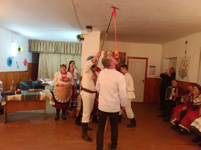 Калита, пісні та гадання: у селі на Волині святкували Андріївські вечорниці. ФОТО, ВІДЕО