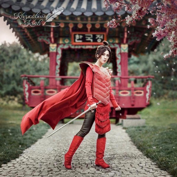 Зірки шоу-бізнесу і телебачення перевтілились у казкових персонажів. ФОТО