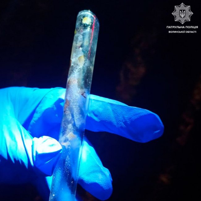 Вночі на Волині від патрульних втікав водій з наркотиками в салоні. ФОТО