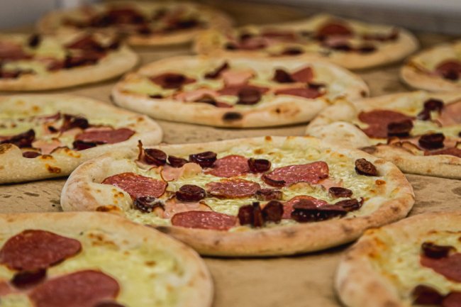 Заморожена піца – це зручно, дешево та смачно*