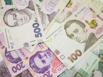 Скільки українців вже отримали «ковідну тисячу» і як витрачають гроші