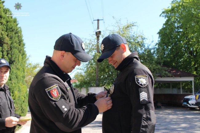 У Луцьку нагородили патрульних, які брали участь у війні з Росією. ФОТО