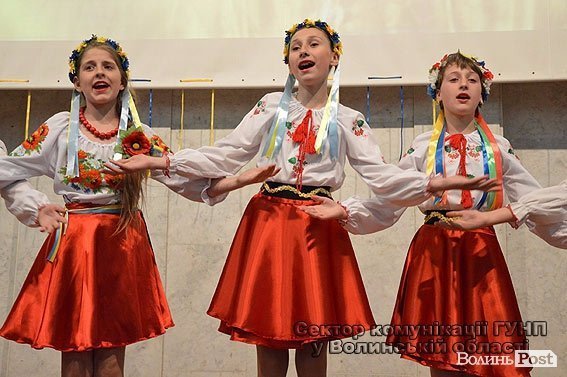 Для луцьких поліцейських влаштували концерт. ФОТО
