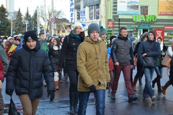 Студентський мітинг у Луцьку. ФОТО. ВІДЕО