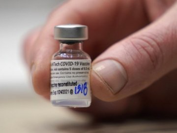 На Волинь привезли вакцини від коронавірусу