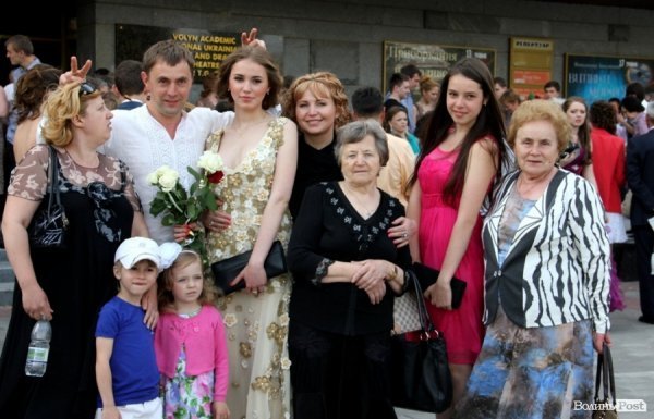 Луцьк відгуляв шкільні випускні. ФОТО
