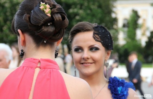 Луцьк відгуляв шкільні випускні. ФОТО