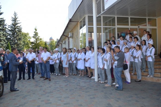 Ковельські медики отримали у подарунок «швидку». ФОТО