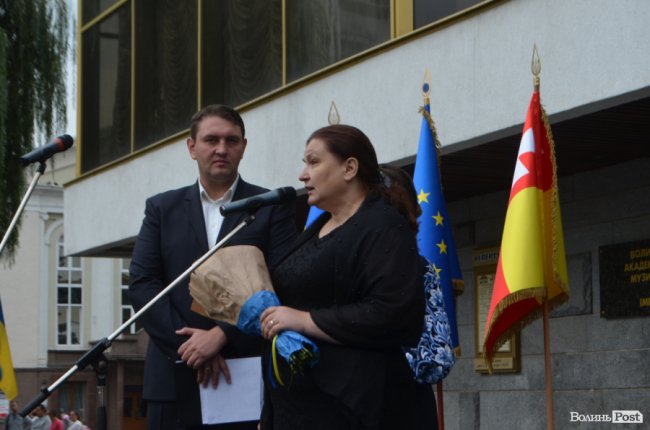 30 наших Героїв: у Луцьку вручили відзнаки родичам почесних лучан. ФОТО