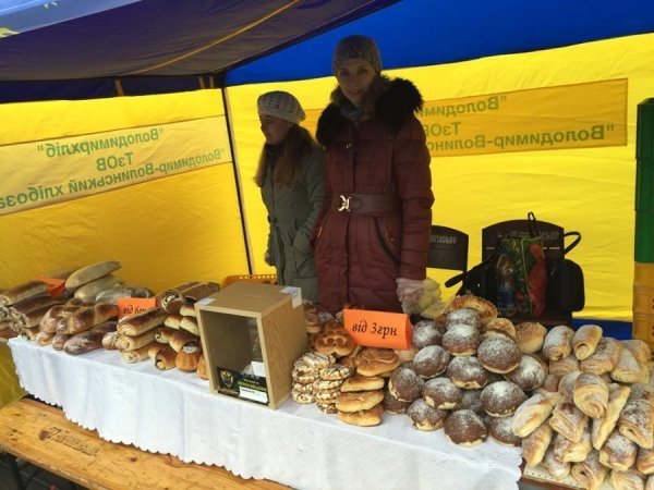 На Волині волонтери зібрали понад 54 тисячі для військових. ФОТО