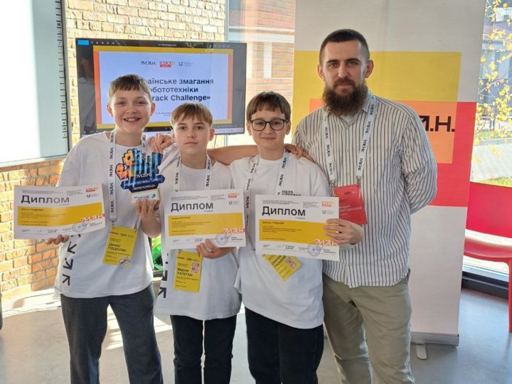 На Всеукраїнських змаганнях з робототехніки волиняни вибороли два золота