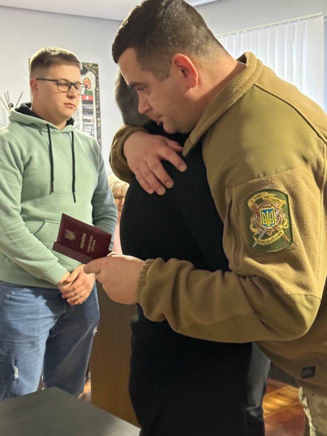 На Волині рідним загиблих Героїв вручили їхні посмертні нагороди. ФОТО