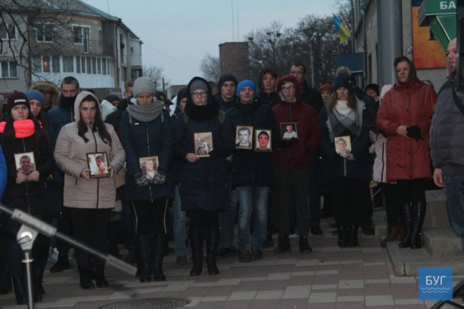 У Володимирі молитвою вшанували Героїв Небесної Сотні. ФОТО