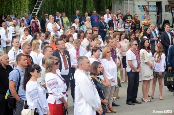 Вишите святкування Дня Незалежності у Луцьку. ФОТОРЕПОРТАЖ