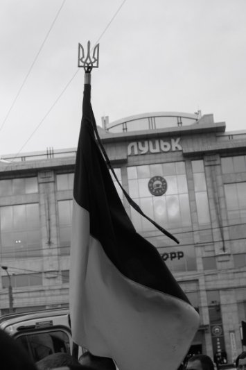 У Луцькій громаді попрощалися із захисниками України Артемом Одінцовим та Олександром Бортніком