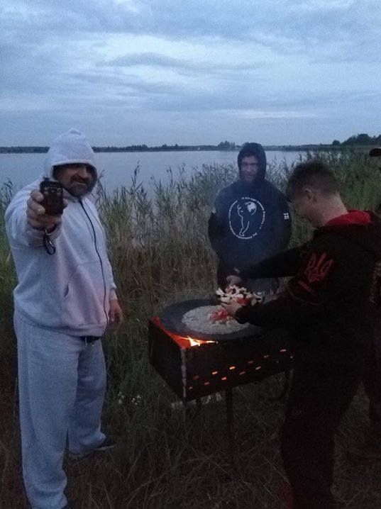 Як Вірастюк ловив рибу на волинському озері. ФОТО