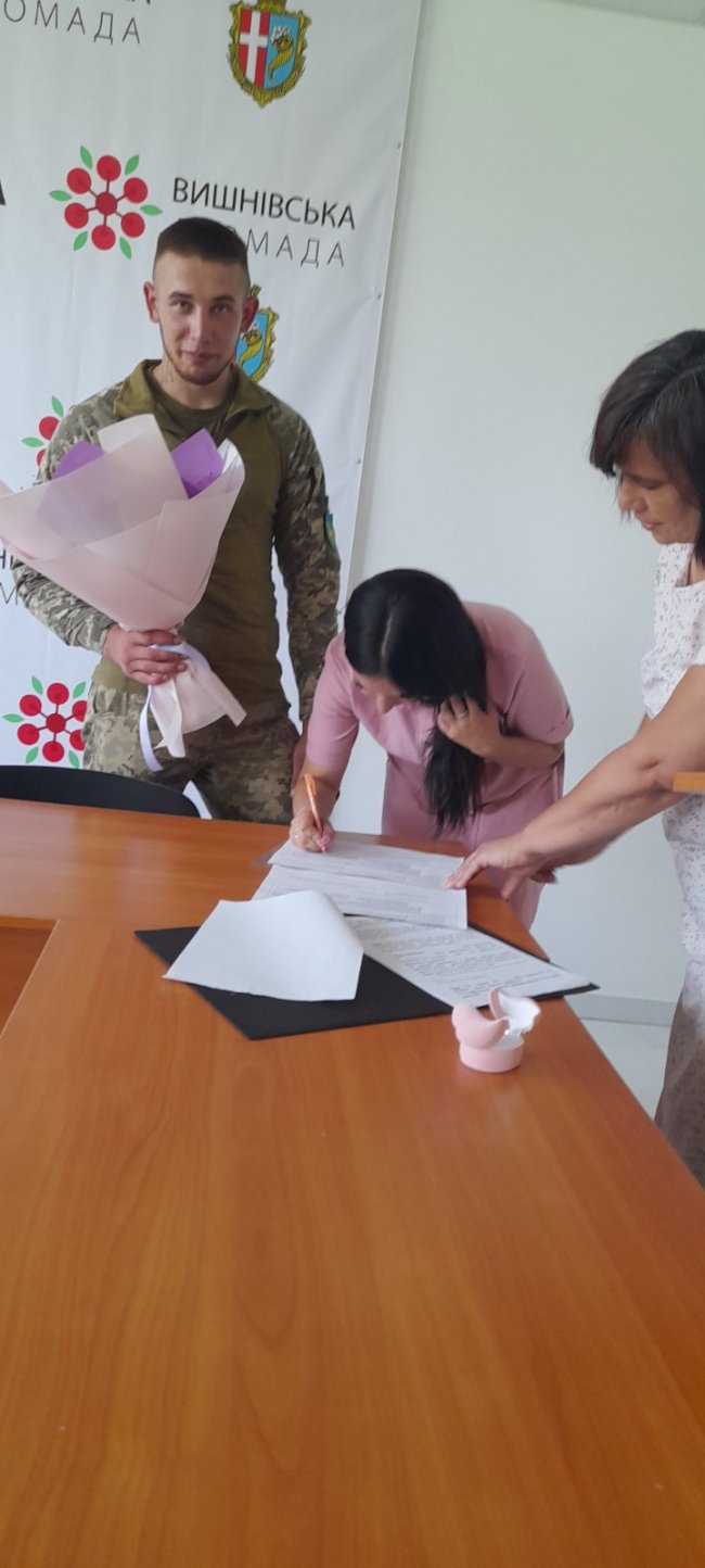 На Волині одружився військовий зі своєю коханою. ФОТО