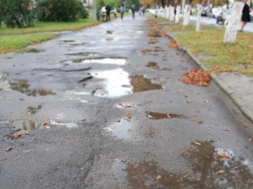 Чому в Луцьку затягують з ремонтом доріг