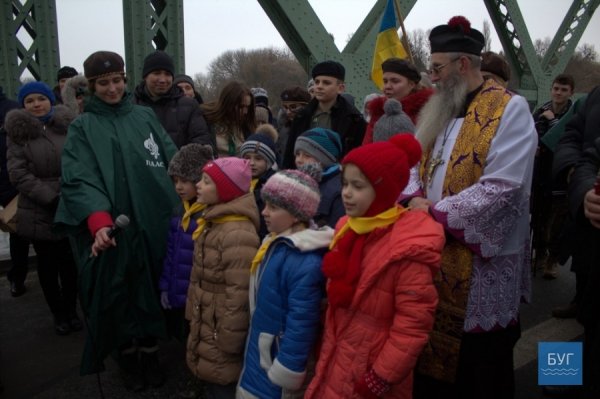 На Волинь прибув Вифлеємський вогонь миру