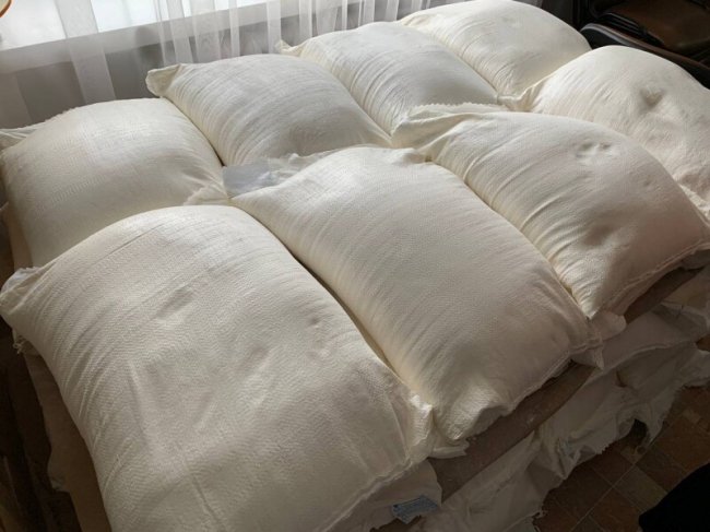 У Луцьку видають продовольчу допомогу від ООН. ФОТО