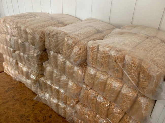 У Луцьку видають продовольчу допомогу від ООН. ФОТО