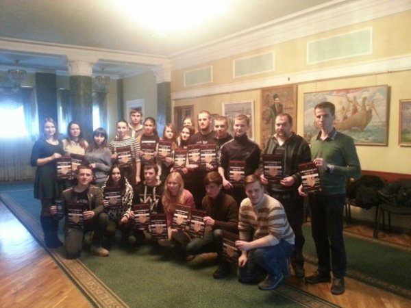 У Луцьку тренували націоналістів. ФОТО