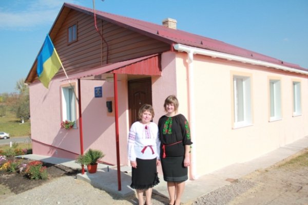 Занедбаний ФАП перетворився на «ляльку»*