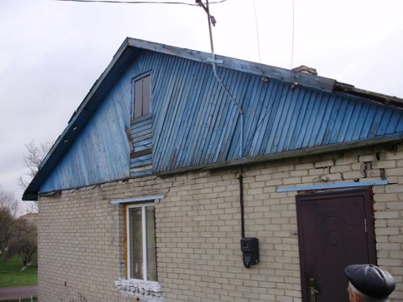 Занедбаний ФАП перетворився на «ляльку»*