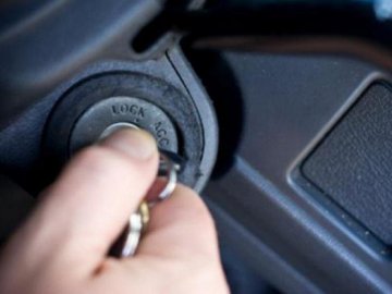 Підліток, який п'яним викрав авто, постане перед судом