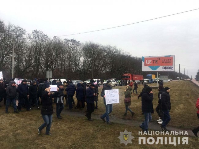 Через протест на дорозі Луцьк-Рівне утворилися довжелезні затори
