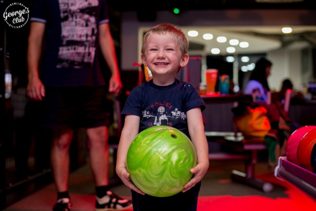 У луцькому «Промені» – акція для дітей в боулінгу*