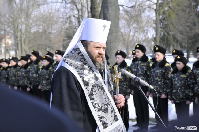 Сотні лучан вшанували пам’ять Героїв Небесної Сотні