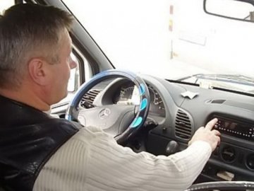 В Україні хочуть заборонити музику в громадському транспорті