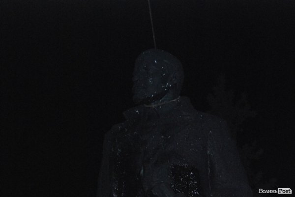 Як Волинь позбулася маневицького Леніна. ФОТО