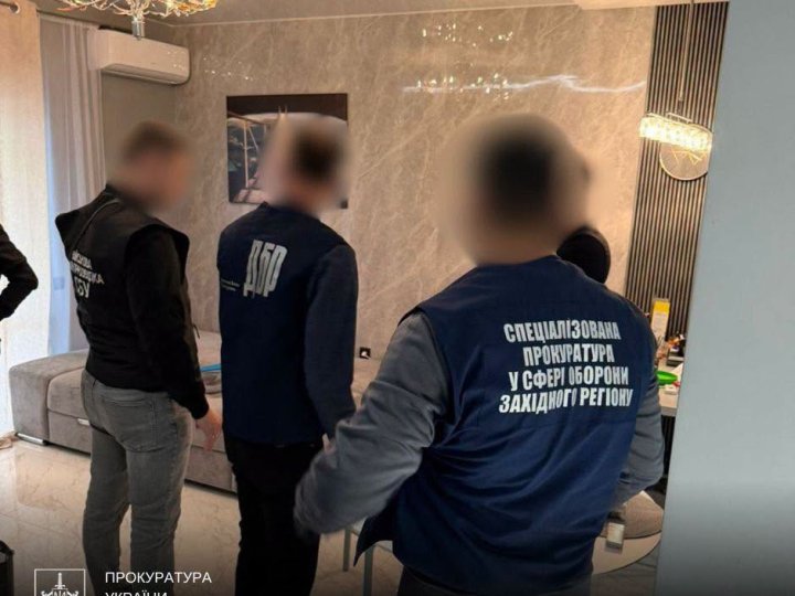 7 тисяч доларів - за фіктивний висновок ВЛК: на Волині судитимуть начальника ТЦК
