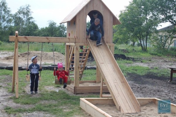 Народний депутат захотів «скрутити» голови вандалам. ФОТО